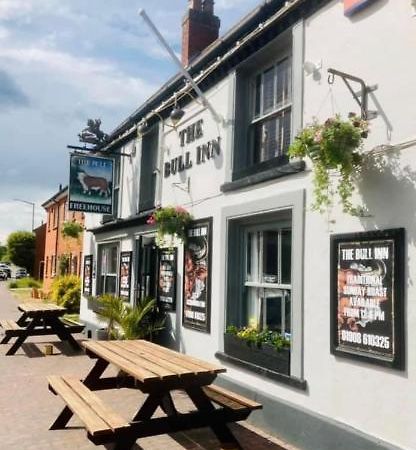 The Coach House At The Bull Inn Milton Keynes Luaran gambar
